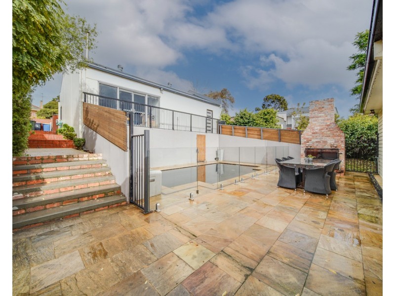 29 Pyke Street, Quarry Hill VIC 3550