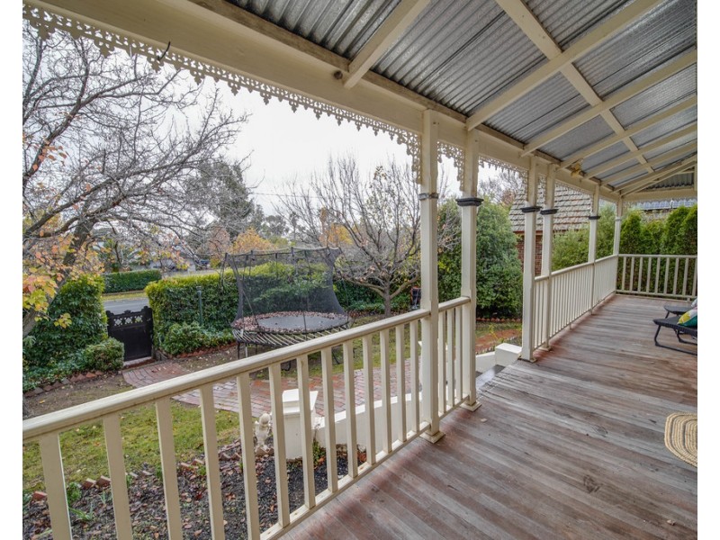 29 Pyke Street, Quarry Hill VIC 3550