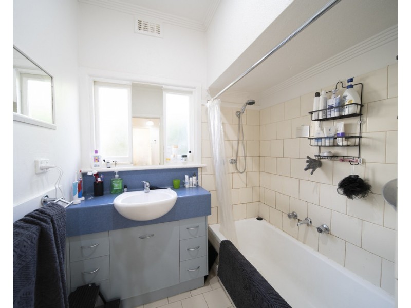 16A Elm Street, Golden Square VIC 3555