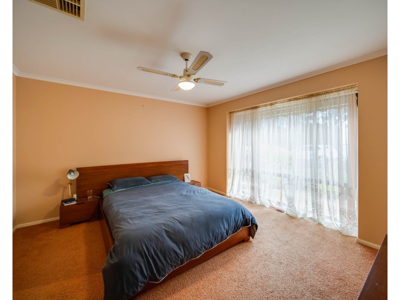 9 Aspera Way, Kangaroo Flat VIC 3555