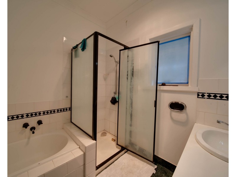 10 Green Street, Long Gully VIC 3550