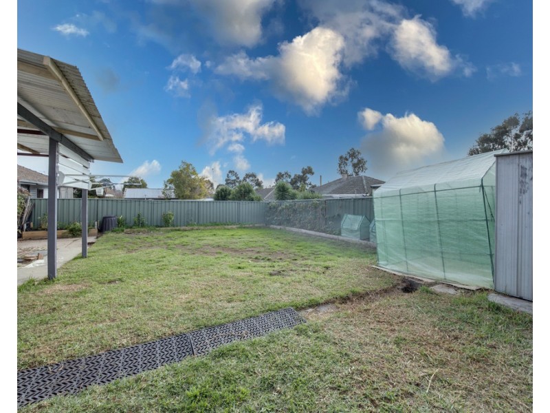 10 Green Street, Long Gully VIC 3550
