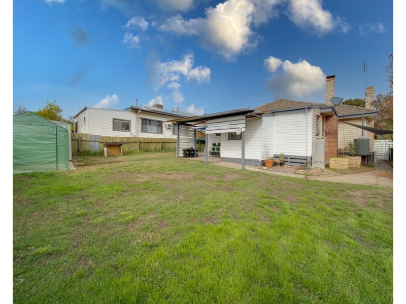 10 Green Street, Long Gully VIC 3550