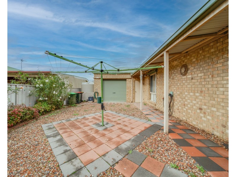 17 Lukin Crescent, Kangaroo Flat VIC 3555