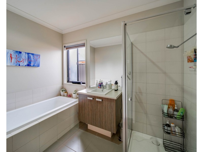 4 Fitzgerald Rd, Huntly VIC 3551