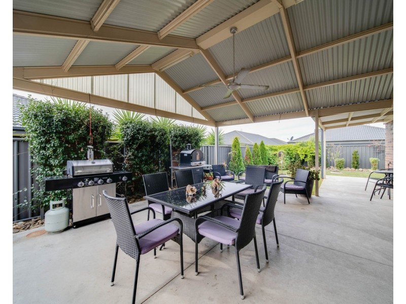 4 Fitzgerald Rd, Huntly VIC 3551