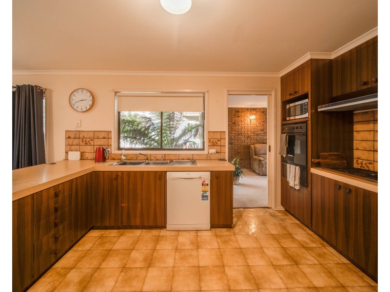 3 Graemar Court, Kangaroo Flat VIC 3555