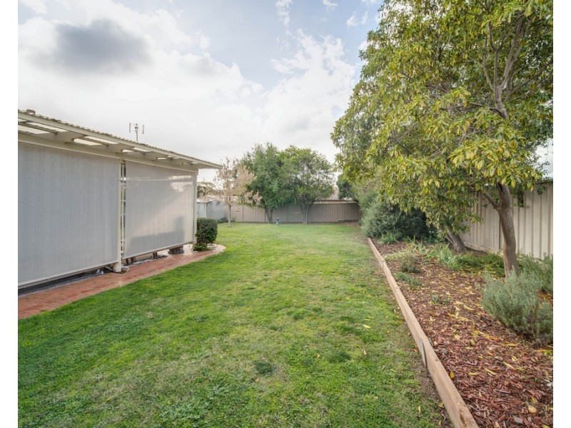 3 Graemar Court, Kangaroo Flat VIC 3555