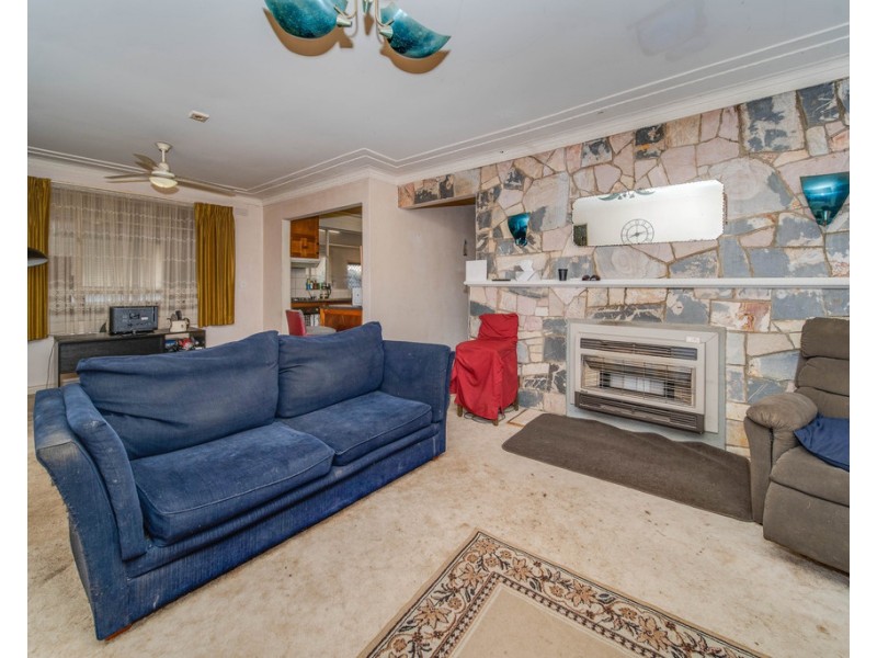 348 High Street, Kangaroo Flat VIC 3555