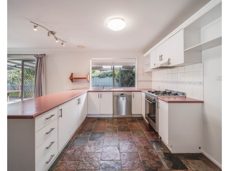 8 Medusa St, Strathfieldsaye VIC 3551