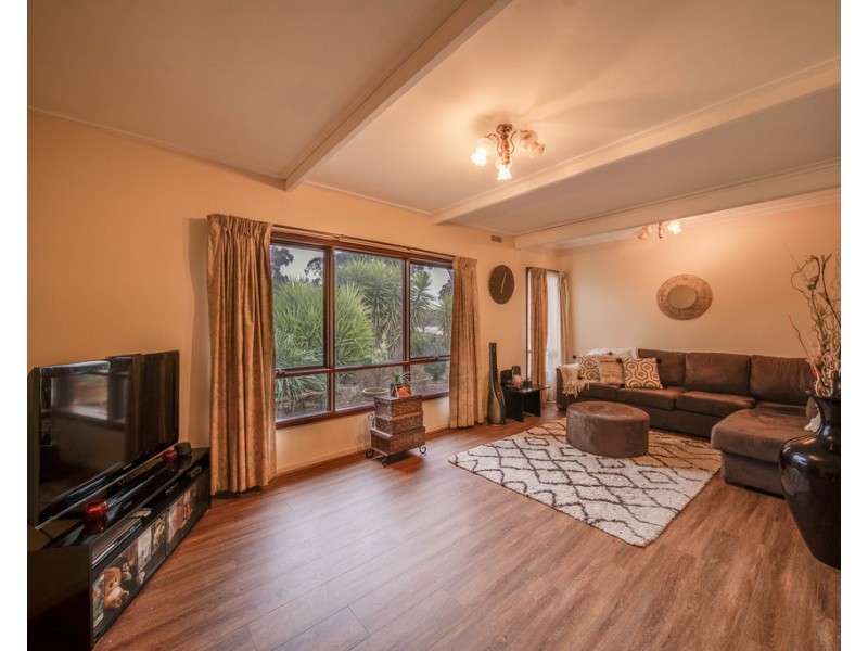 96 Lockwood Rd, Kangaroo Flat VIC 3555