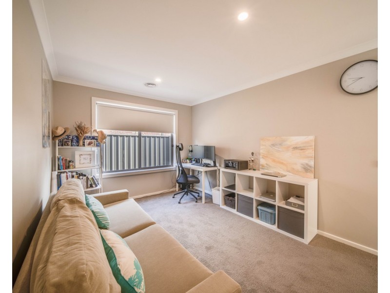 17 Waverley Road, Epsom VIC 3551