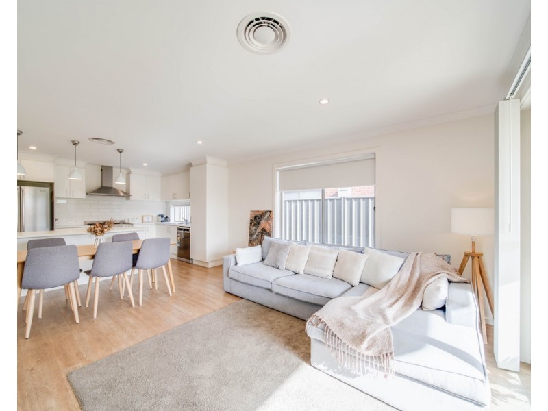 17 Waverley Road, Epsom VIC 3551