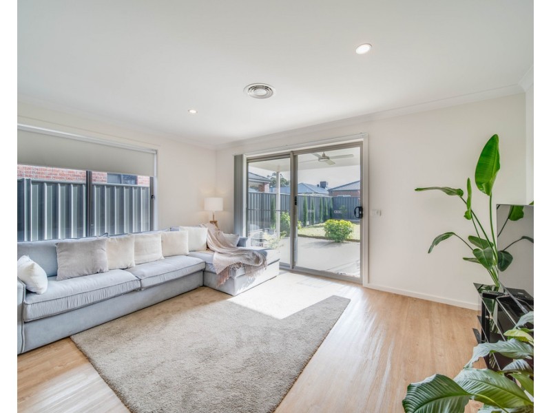 17 Waverley Road, Epsom VIC 3551