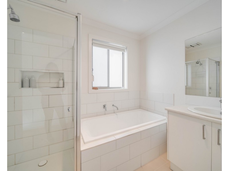 17 Waverley Road, Epsom VIC 3551