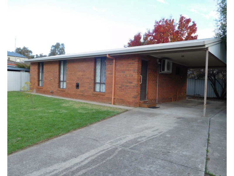 2/22 Springhill Drive, Spring Gully VIC 3550