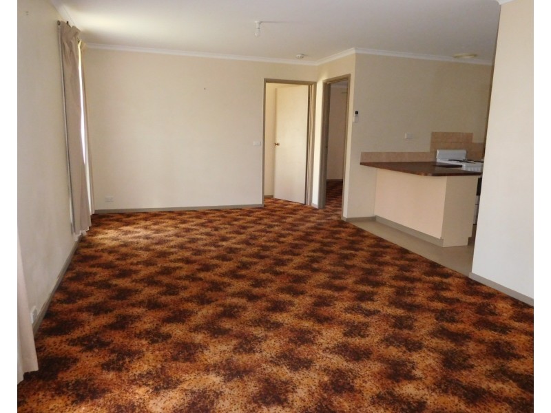 2/22 Springhill Drive, Spring Gully VIC 3550