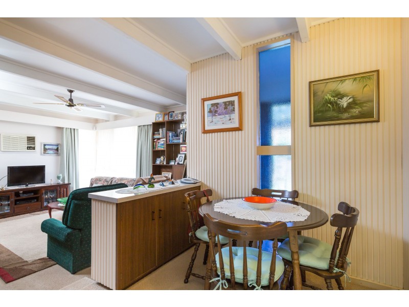 9 Manning Avenue, California Gully VIC 3556