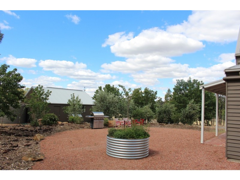 40 Pentlands Road, Mandurang VIC 3551