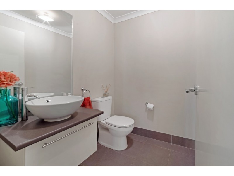 14 Marita Drive, Maiden Gully VIC 3551