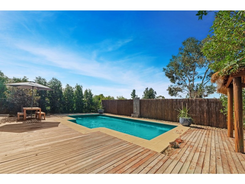 14 Marita Drive, Maiden Gully VIC 3551