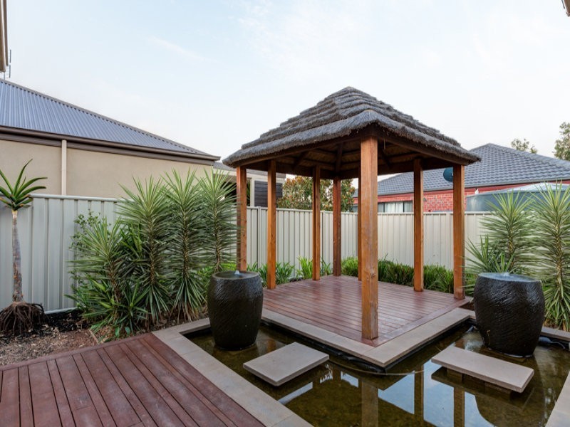 5 McConnachie Court, Ascot VIC 3551