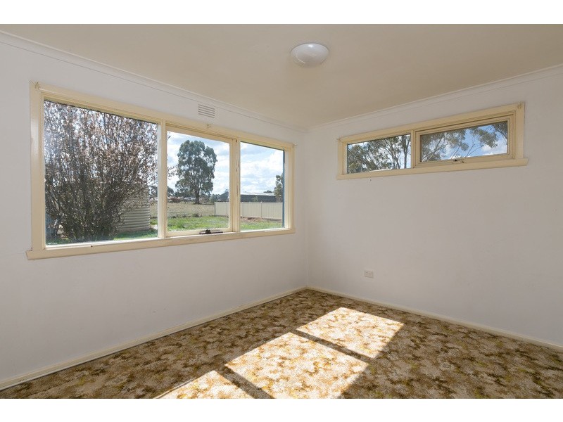 729 Toolleen Axedale Rd, Axedale VIC 3551