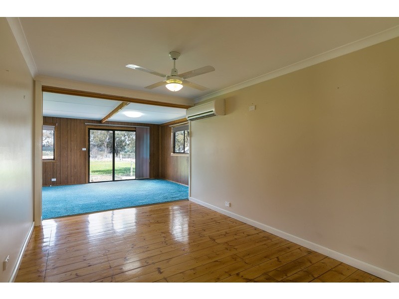 729 Toolleen Axedale Rd, Axedale VIC 3551