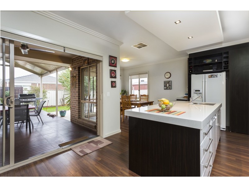 6 Dowker Street, Epsom VIC 3551