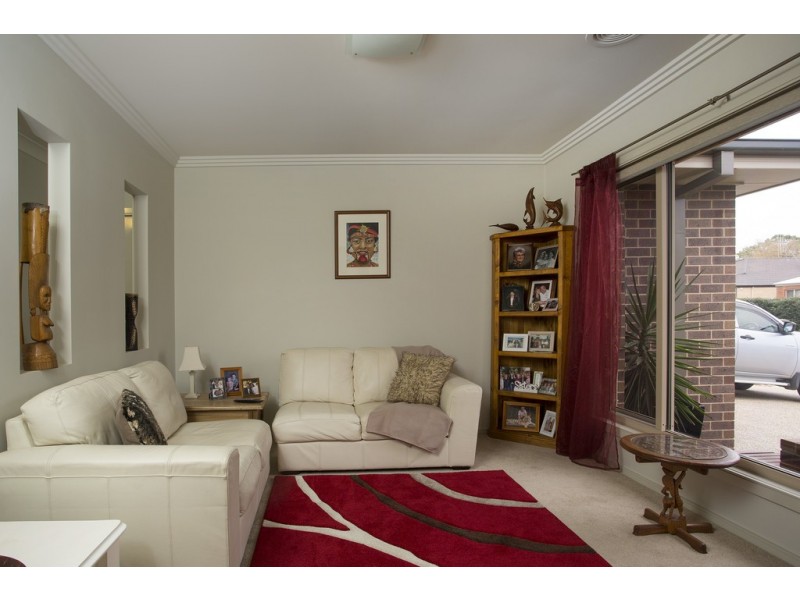 6 Dowker Street, Epsom VIC 3551