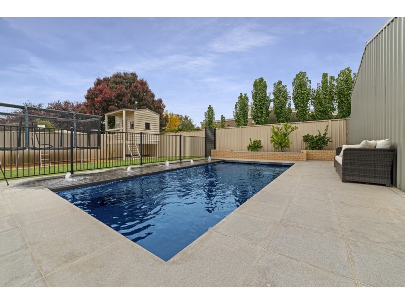 9 Regent Street, Strathfieldsaye VIC 3551