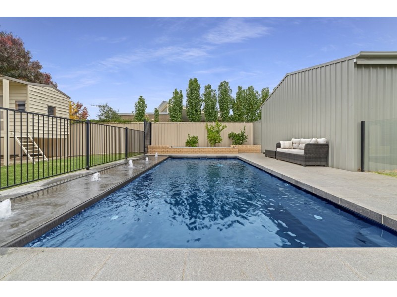 9 Regent Street, Strathfieldsaye VIC 3551