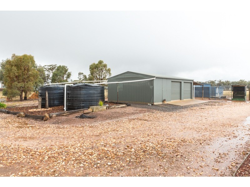 215 Powers Road, Marong VIC 3515