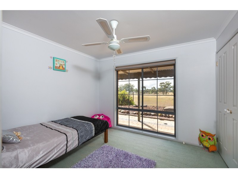 215 Powers Road, Marong VIC 3515