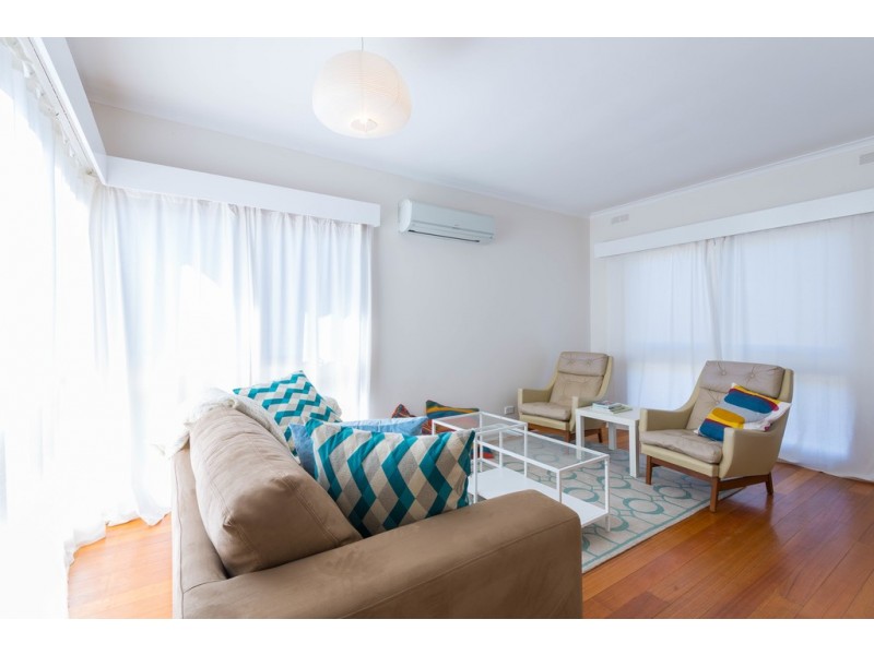 30 Friswell Avenue, Flora Hill VIC 3550