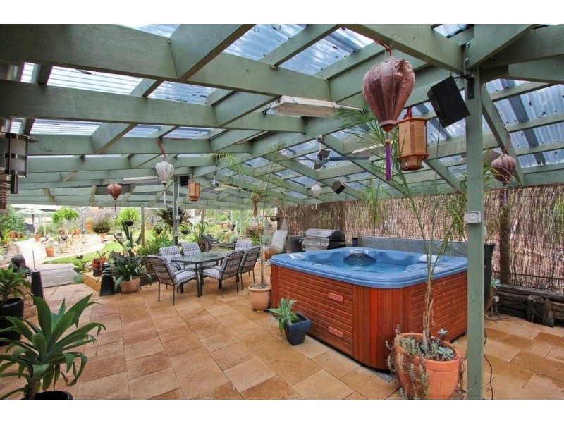 86 Holdens Road, Campbells Creek VIC 3451