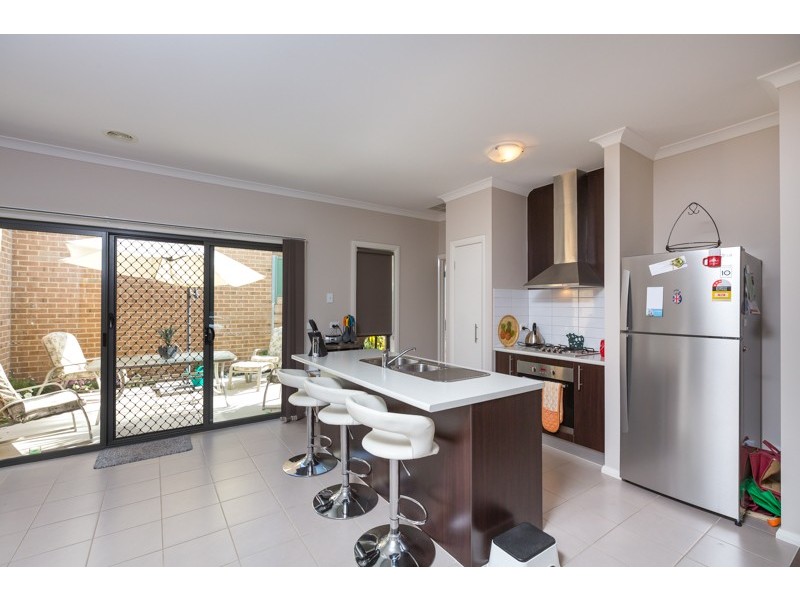 1/16 Everlasting Rise, Kangaroo Flat VIC 3555