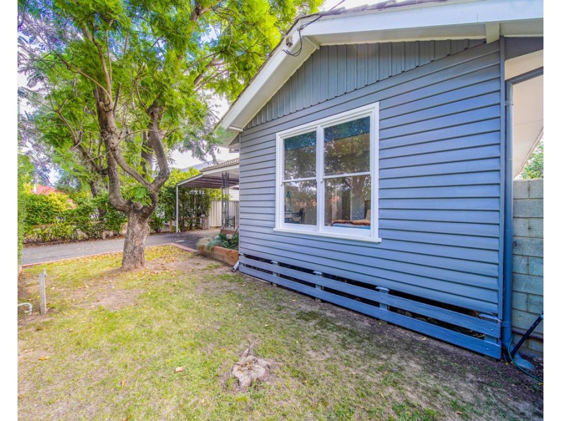 19 Weeroona Avenue, North Bendigo VIC 3550