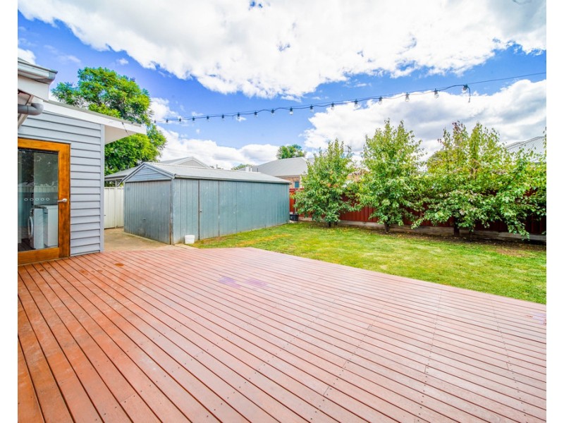 19 Weeroona Avenue, North Bendigo VIC 3550