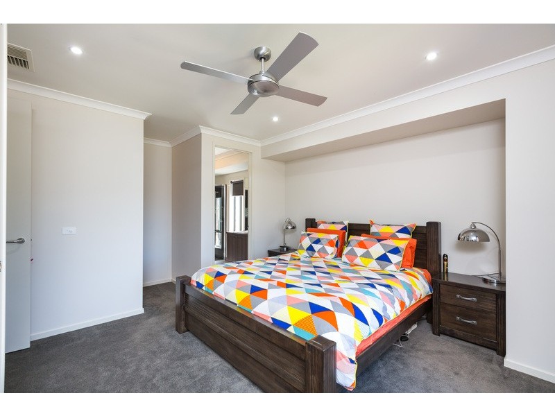 26 Garden Drive, Epsom VIC 3551