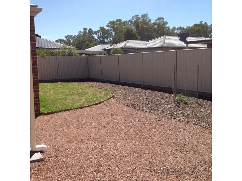 7 Cobb Court, Kangaroo Flat VIC 3555