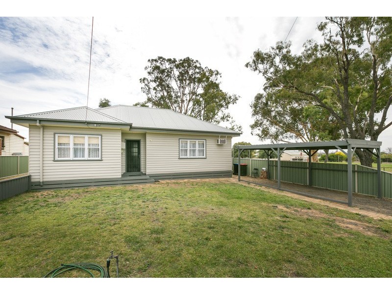 9 Hollow Street, Golden Square VIC 3555