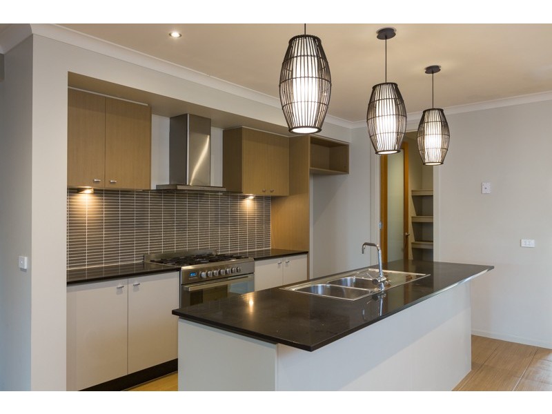 5 McConnachie Court, Epsom VIC 3551