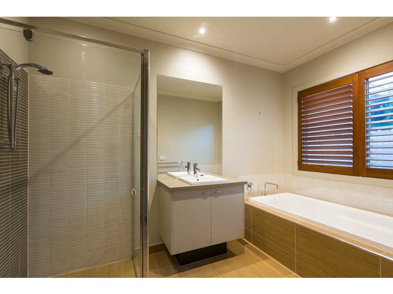 5 McConnachie Court, Epsom VIC 3551