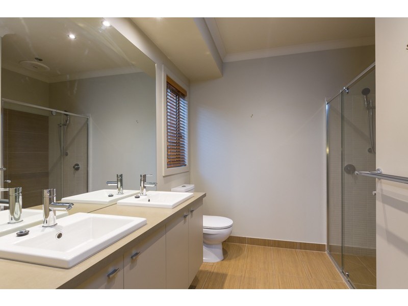 5 McConnachie Court, Epsom VIC 3551