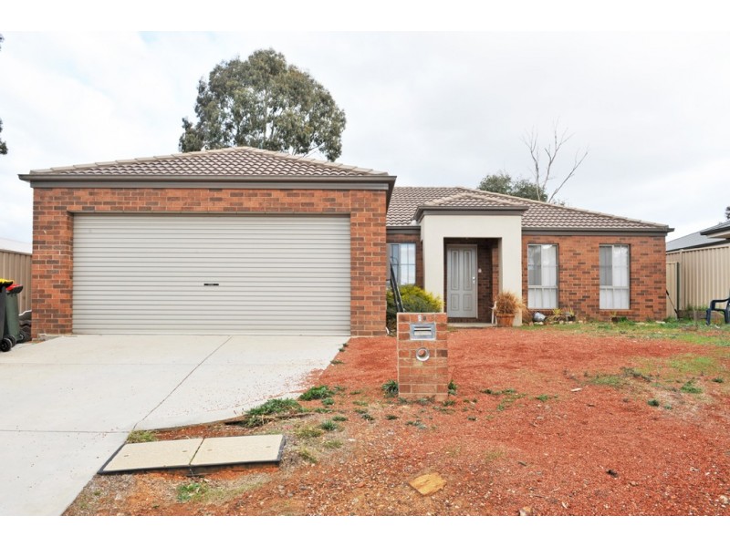 28 Aliza Avenue, California Gully VIC 3556