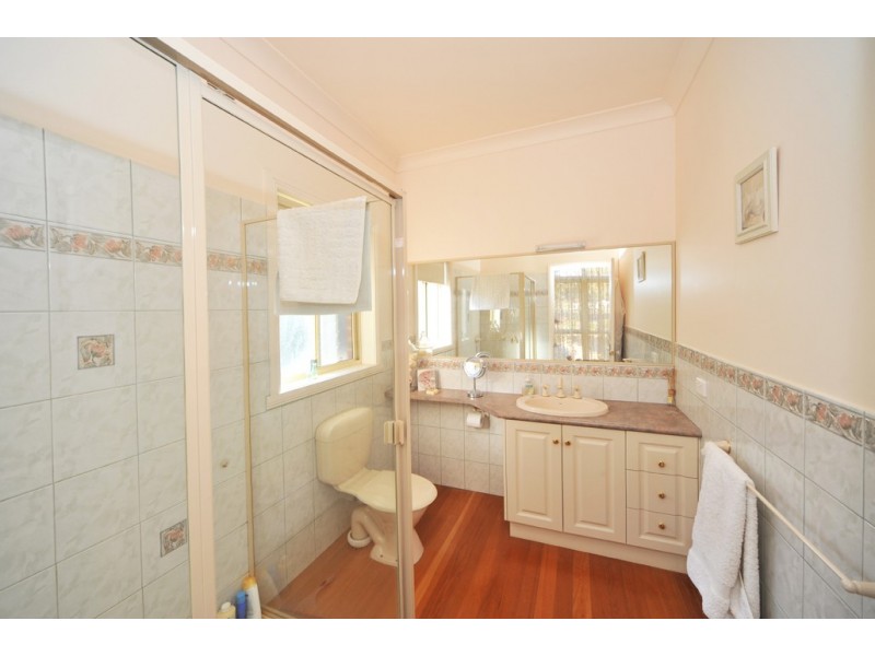 4 George Terrace, Junortoun VIC 3551