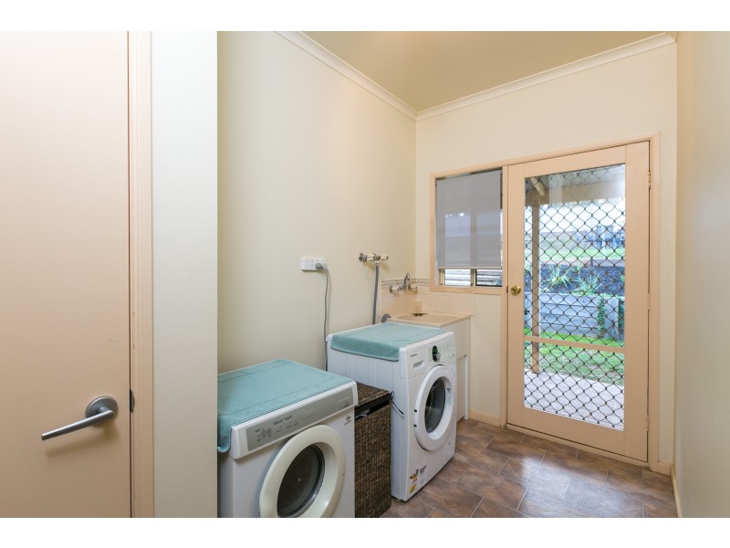 11 Pauline Court, Kangaroo Flat VIC 3555