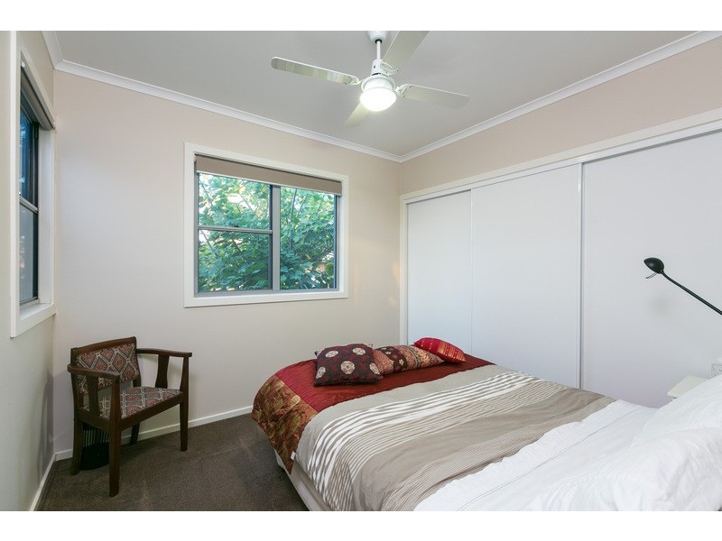 4B Hillview St, Flora Hill VIC 3550