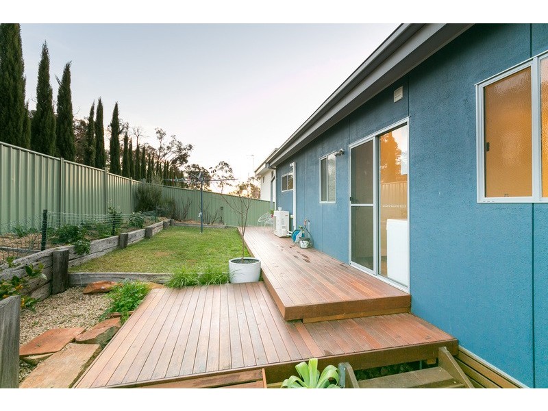 4B Hillview St, Flora Hill VIC 3550